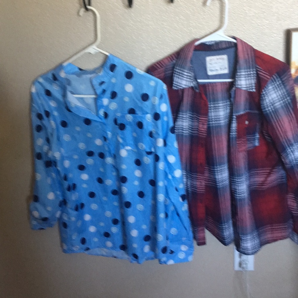 Two xl long sleeve tees